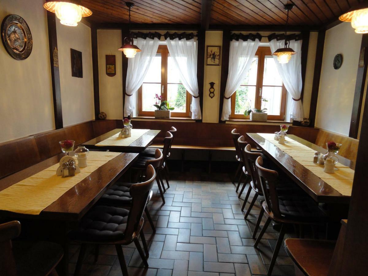 Gasthof Reiterstuben Hoßkirch 外观 照片