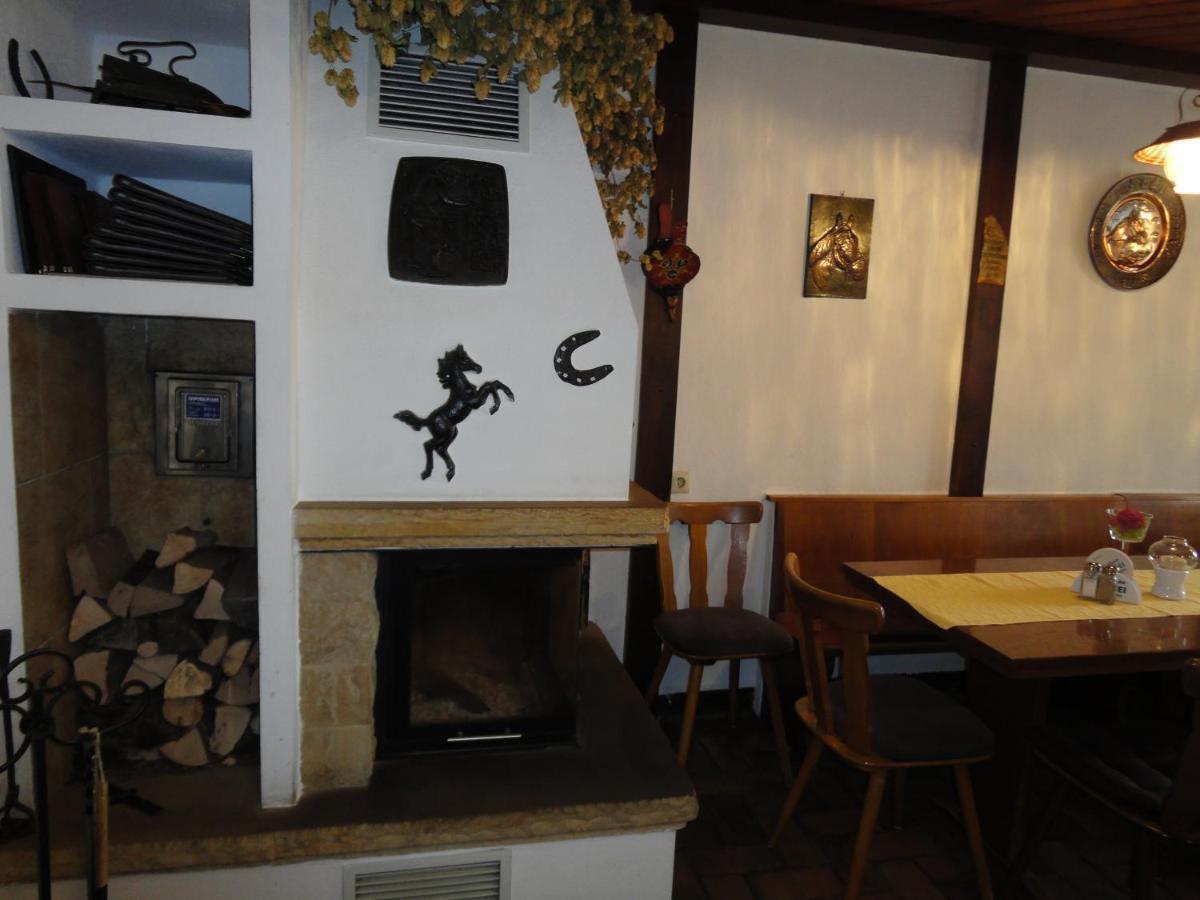 Gasthof Reiterstuben Hoßkirch 外观 照片